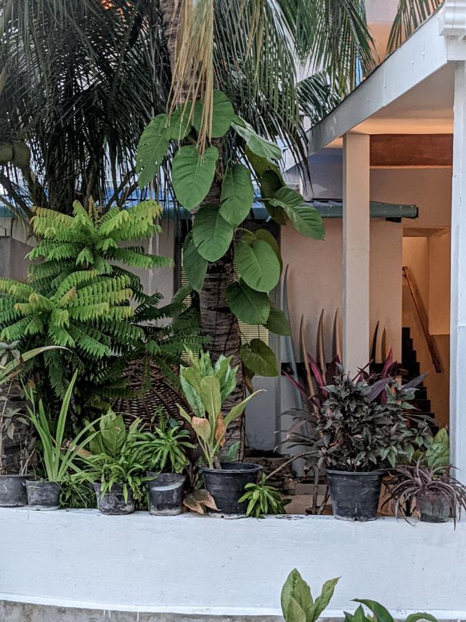 Dhoadhi Retreat Hotel Thulusdhoo Ngoại thất bức ảnh